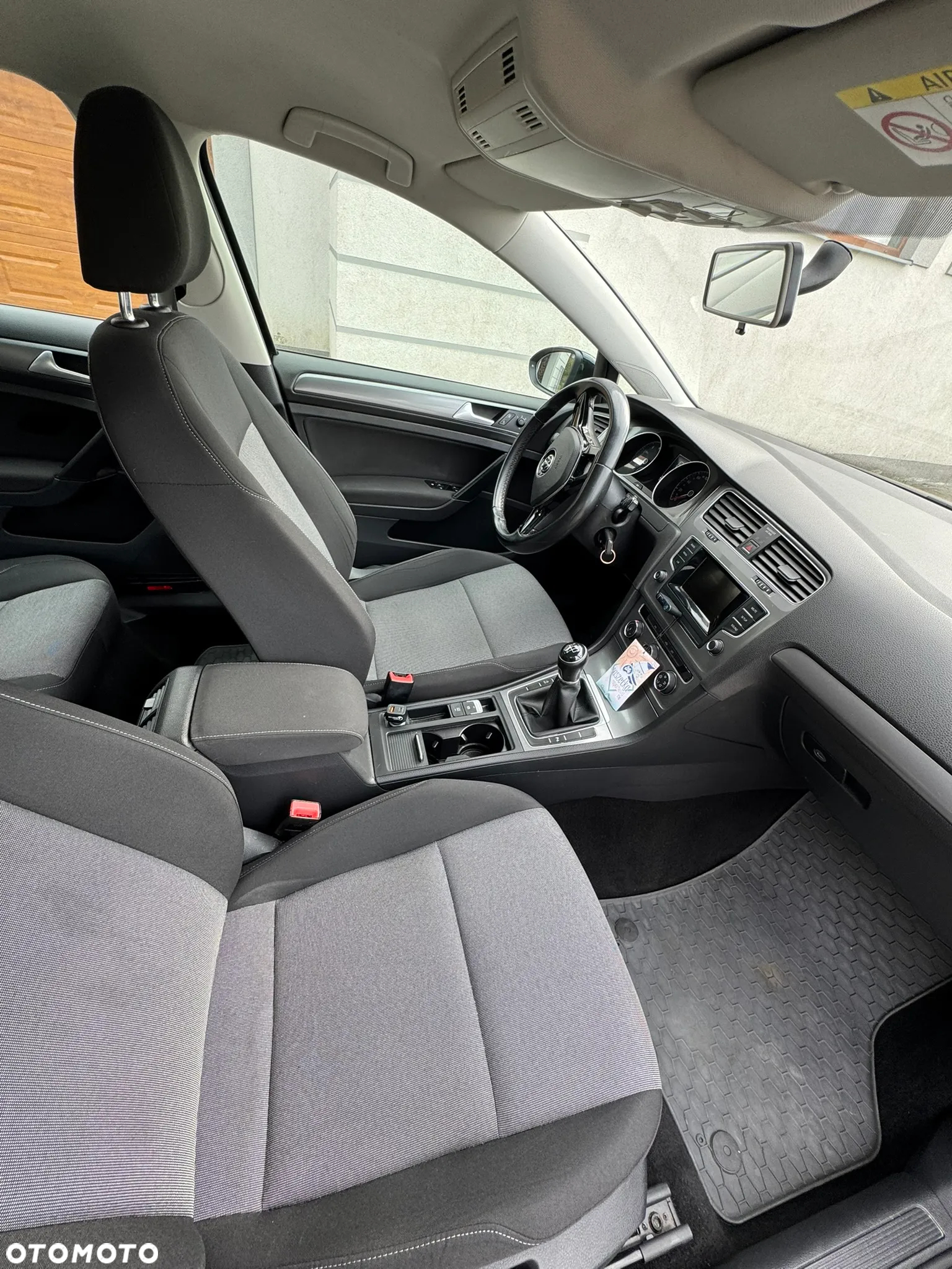Volkswagen Golf VII 1.2 TSI BMT Trendline - 12