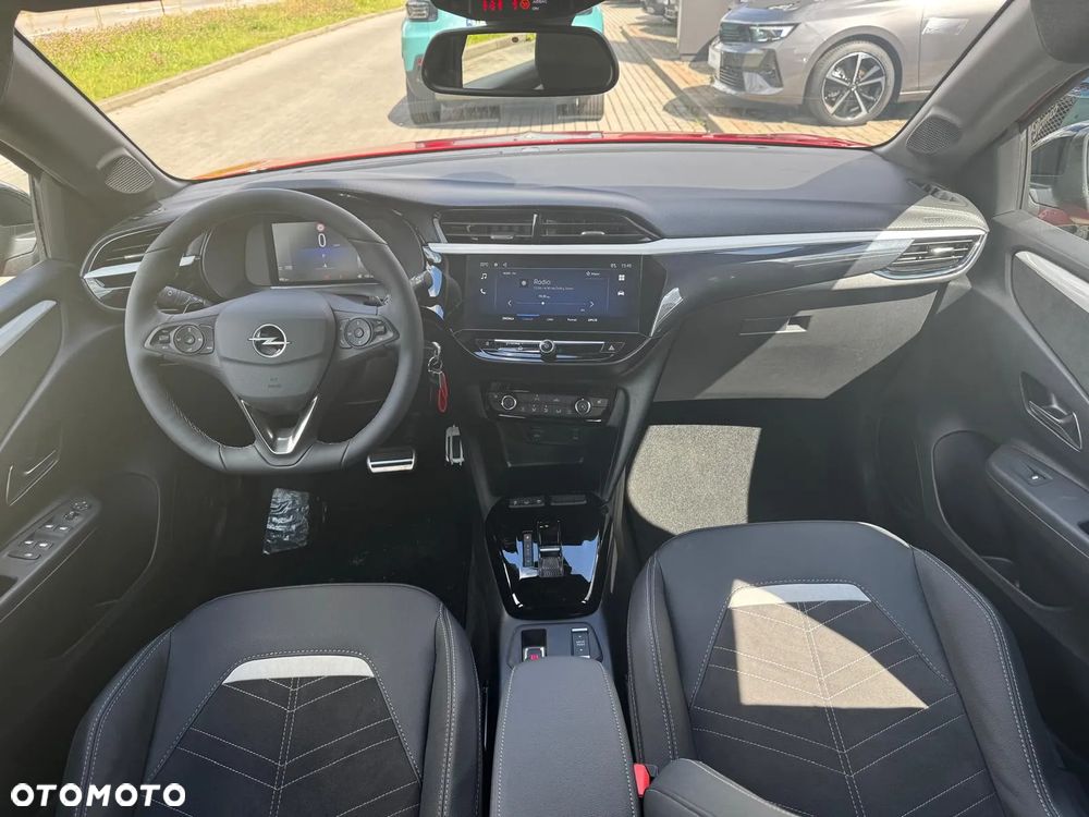 Opel Corsa 1.2 GS S&S - 10