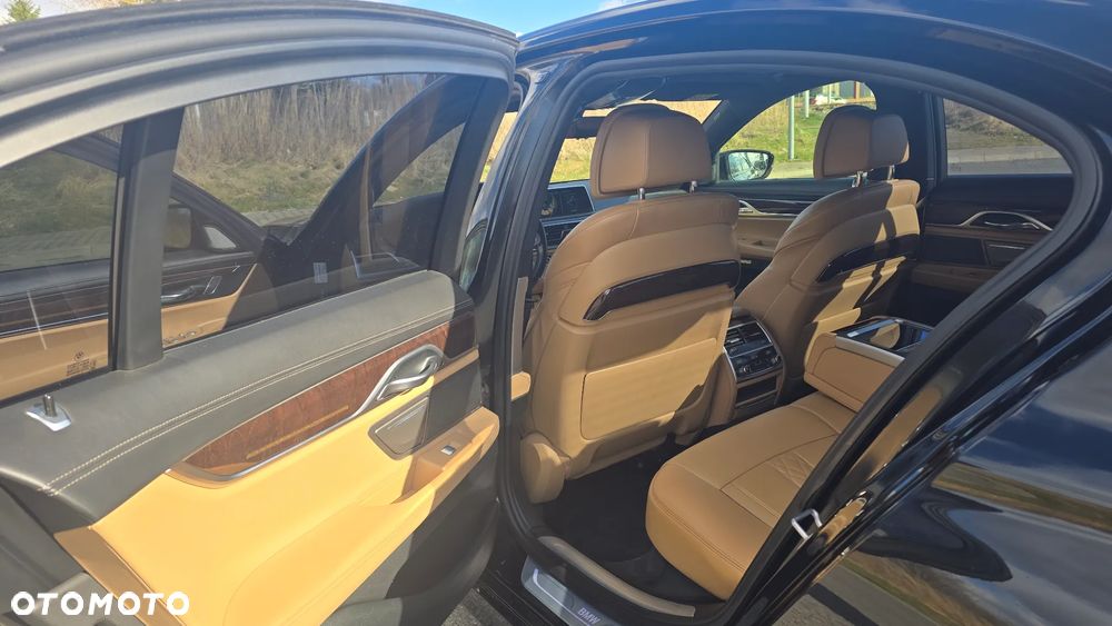 BMW Seria 7 730d - 14
