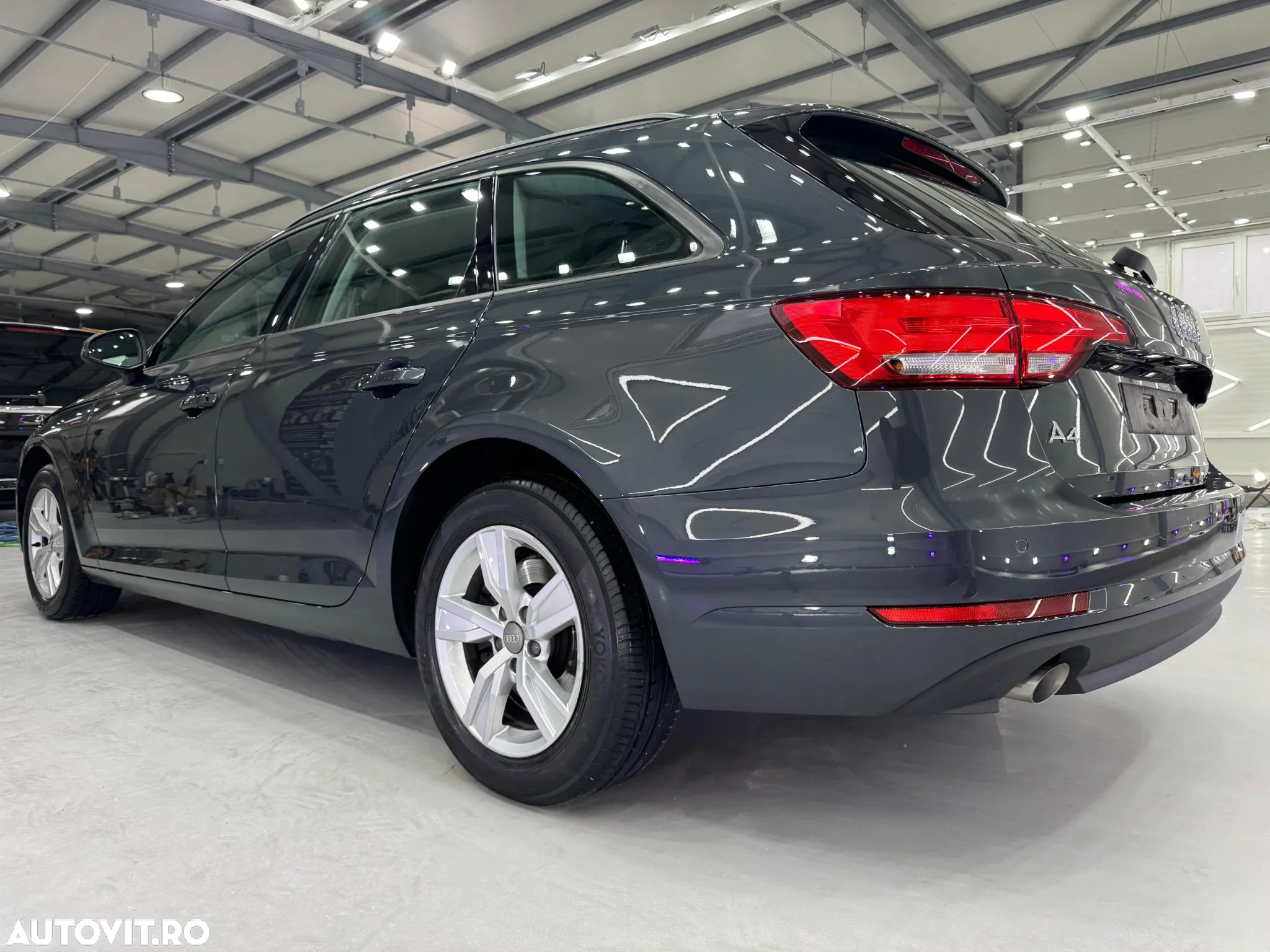 Audi A4 Avant 2.0 TDI S tronic - 3