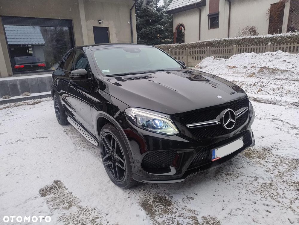 Mercedes-Benz GLE - 1