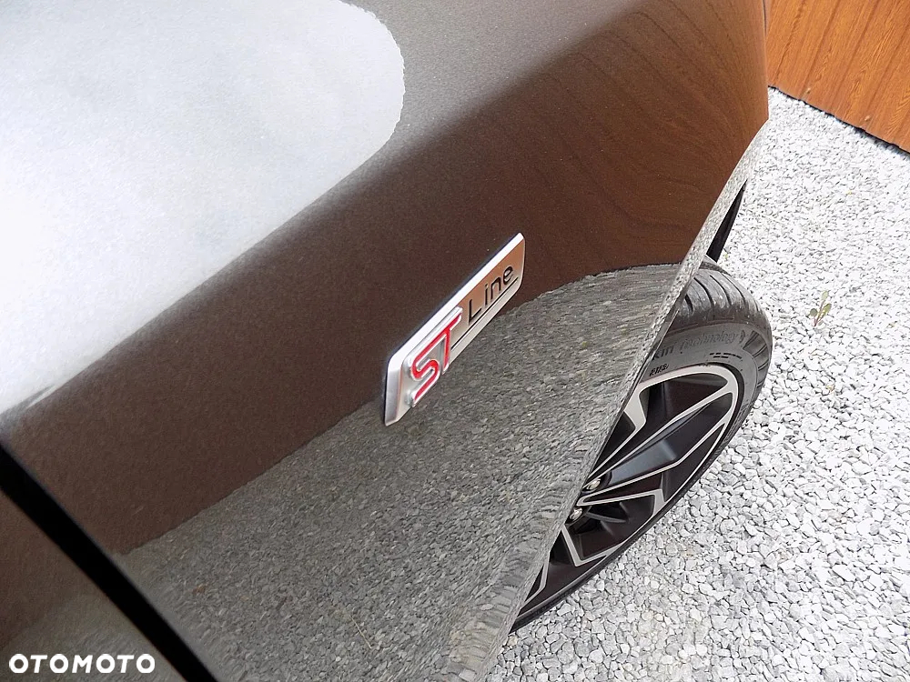 Ford Focus Turnier 1.5 EcoBlue Start-Stopp-System ST-LINE DESIGN - 30