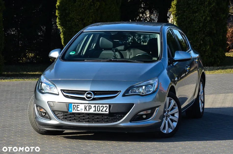 Opel Astra 1.4 Turbo Cosmo - 9