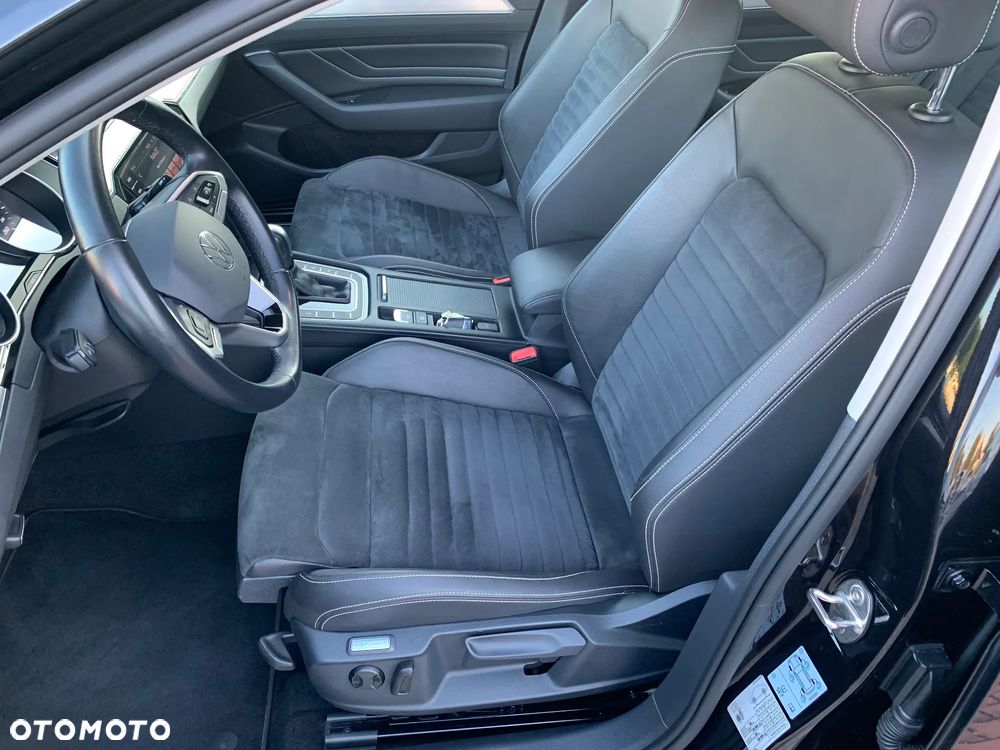 Volkswagen Passat 1.5 TSI EVO Elegance DSG - 12