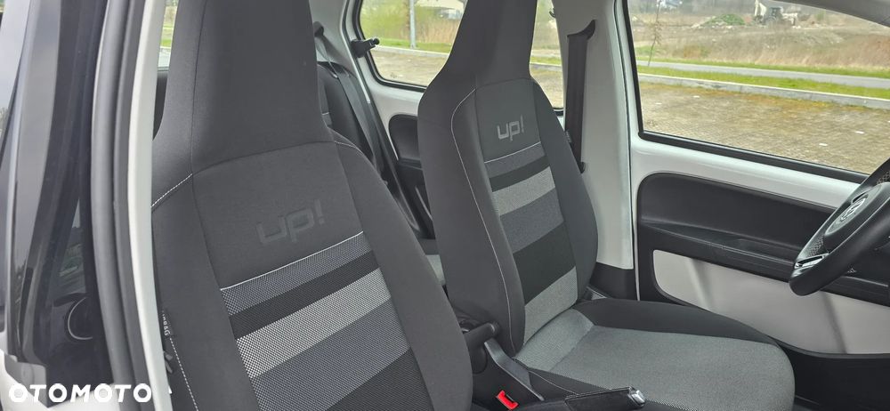 Volkswagen up! cheer - 26