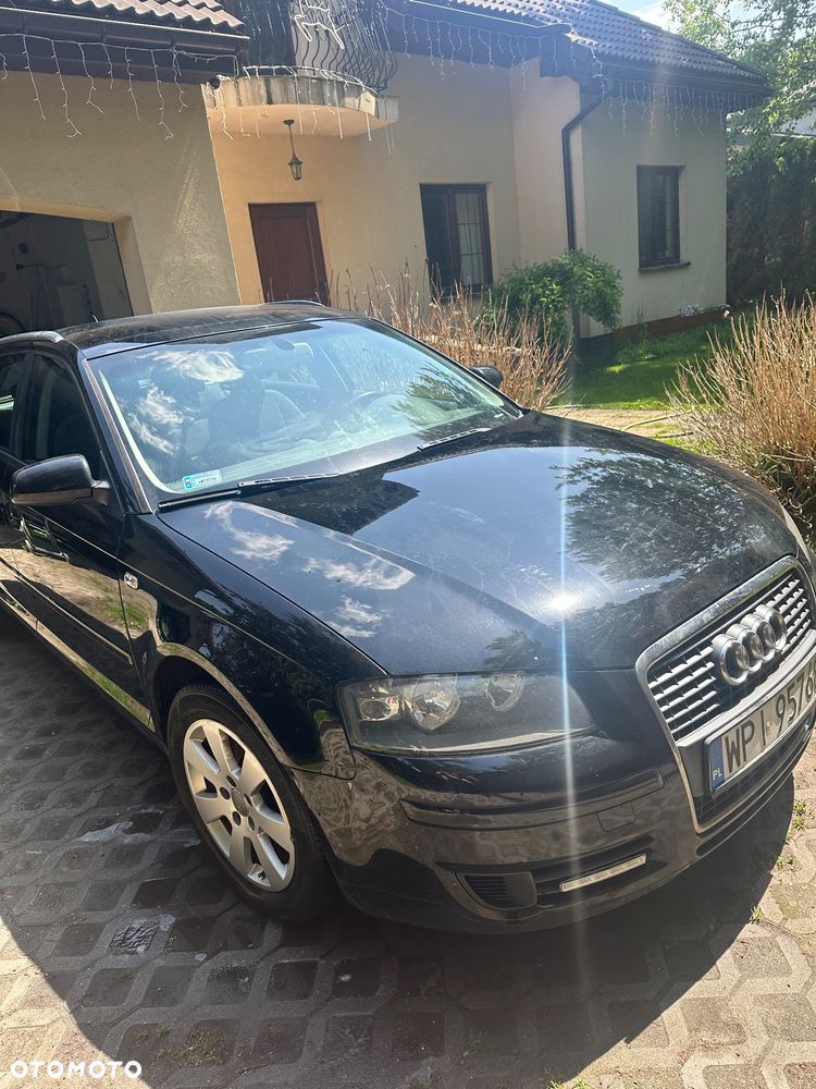 Audi A3 Sportback 1.6 FSI Ambiente - 1