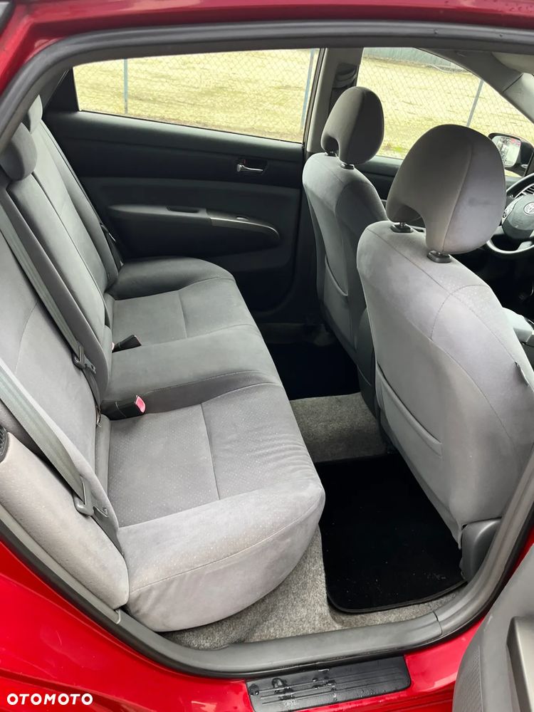 Toyota Prius 1.5 VVT-i Sol - 10