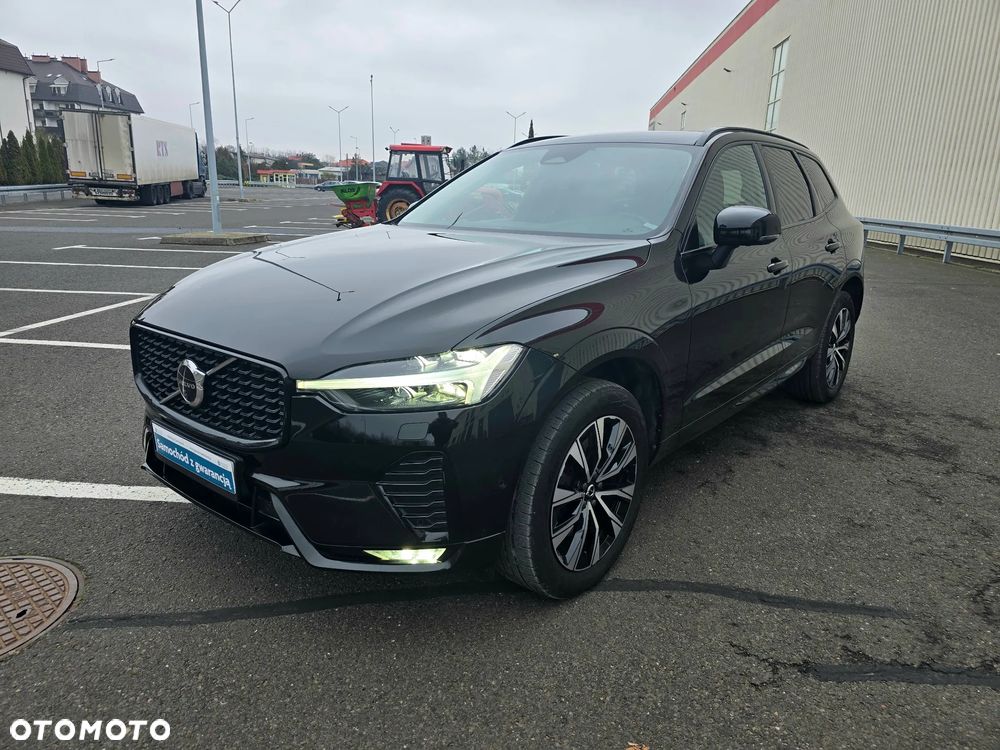 Volvo XC 60 B5 B AWD Ultimate Dark - 4