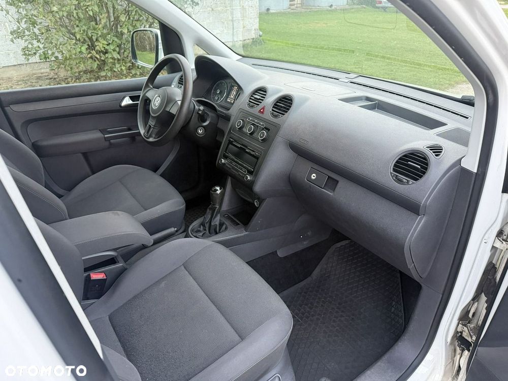 Volkswagen Caddy - 10