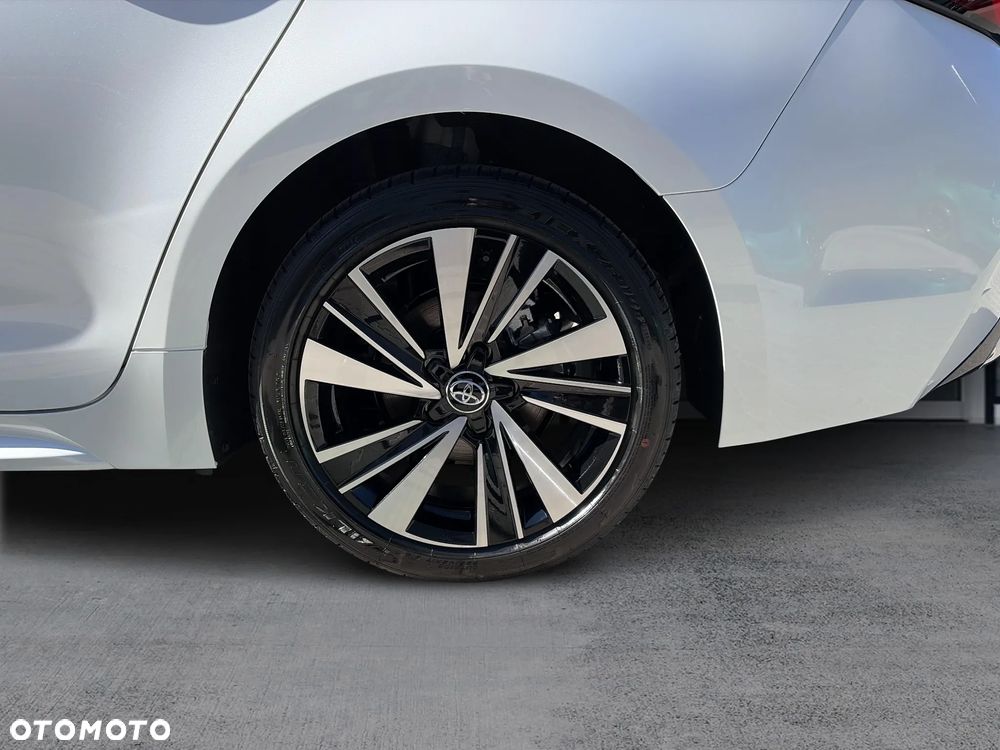 Toyota Corolla 2.0 Hybrid Style - 19