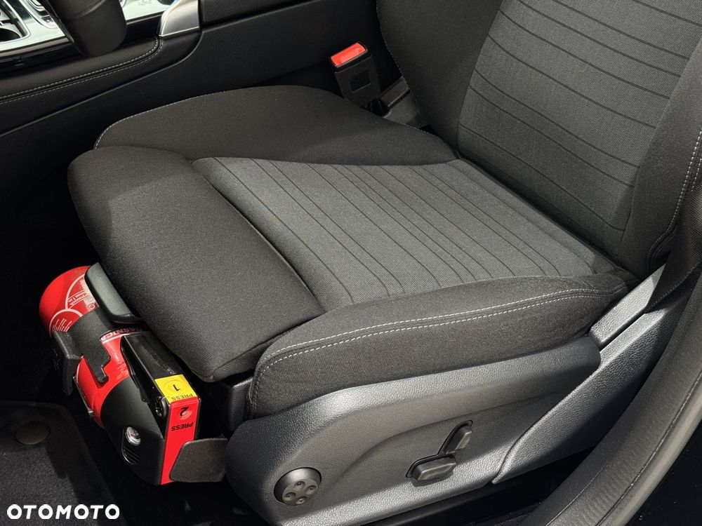 Mercedes-Benz GLC - 11