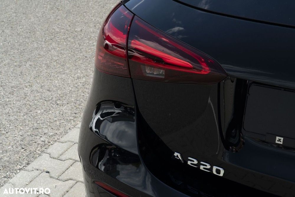 Mercedes-Benz A 220 - 33