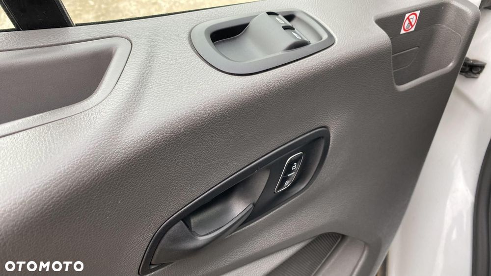 Ford Transit - 14