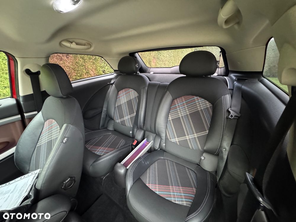 MINI Paceman Cooper D ALL4 - 8