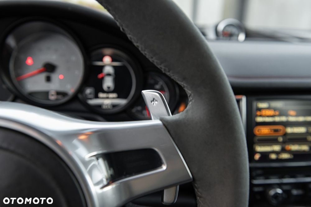 Porsche Panamera GTS - 27