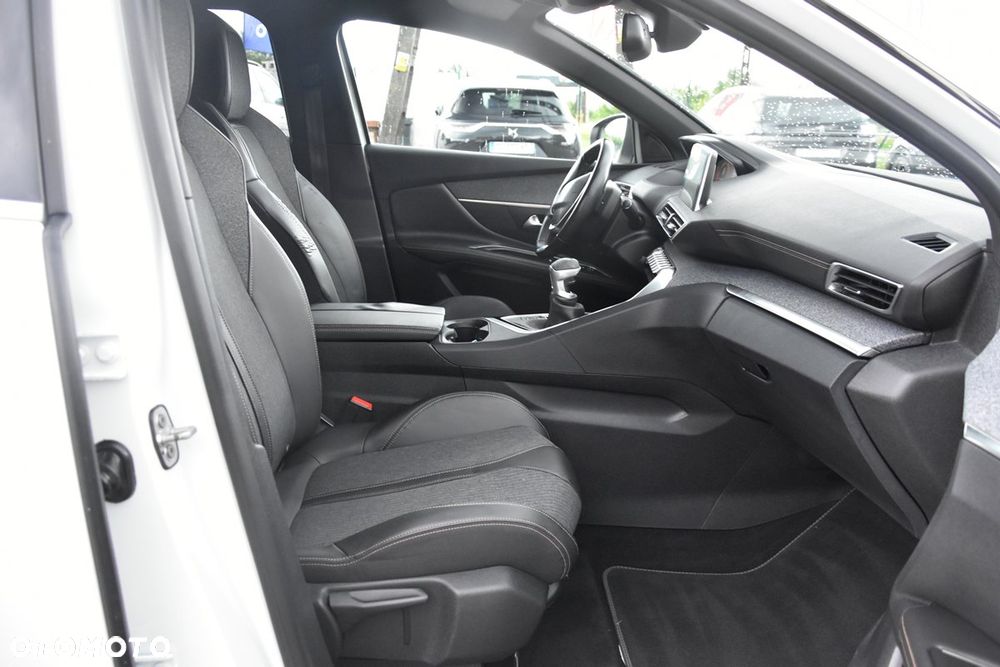 Peugeot 3008 PureTech 130 Stop & Start Allure - 31