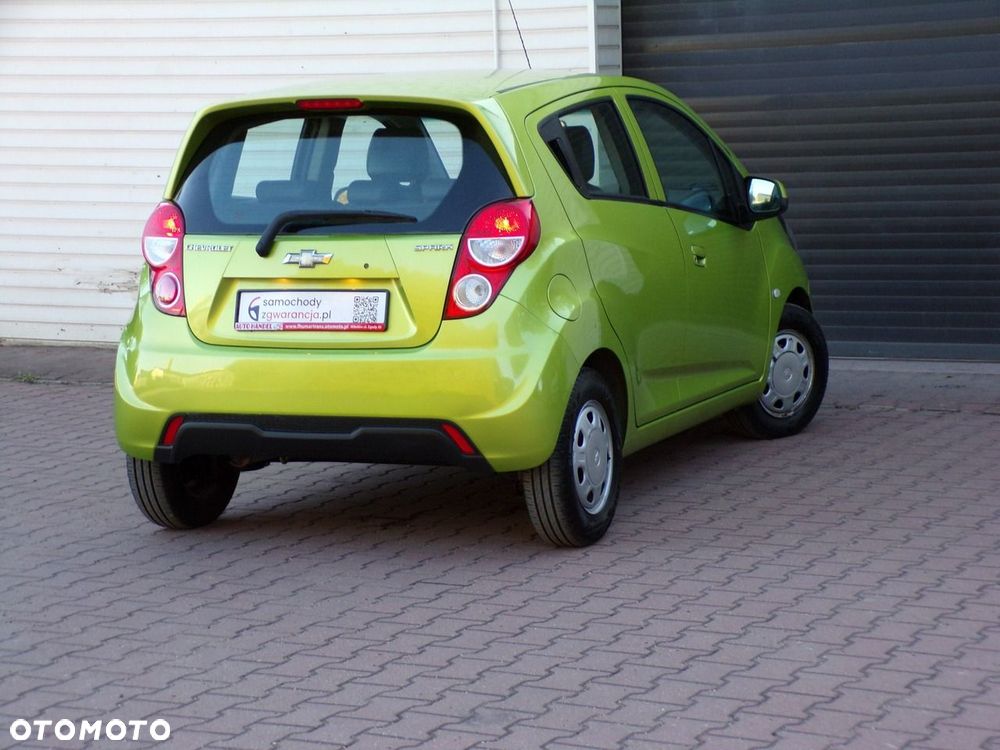 Chevrolet Spark - 17