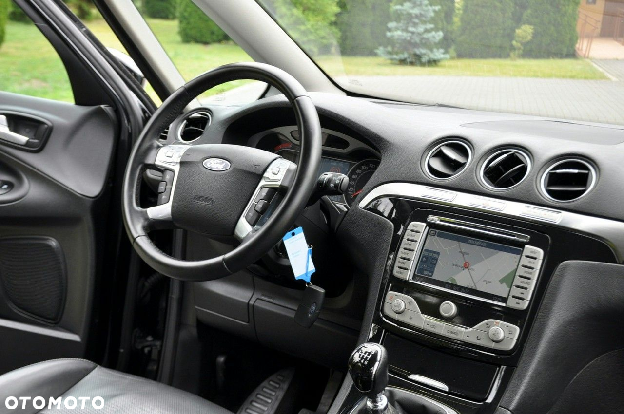 Ford S-Max - 27