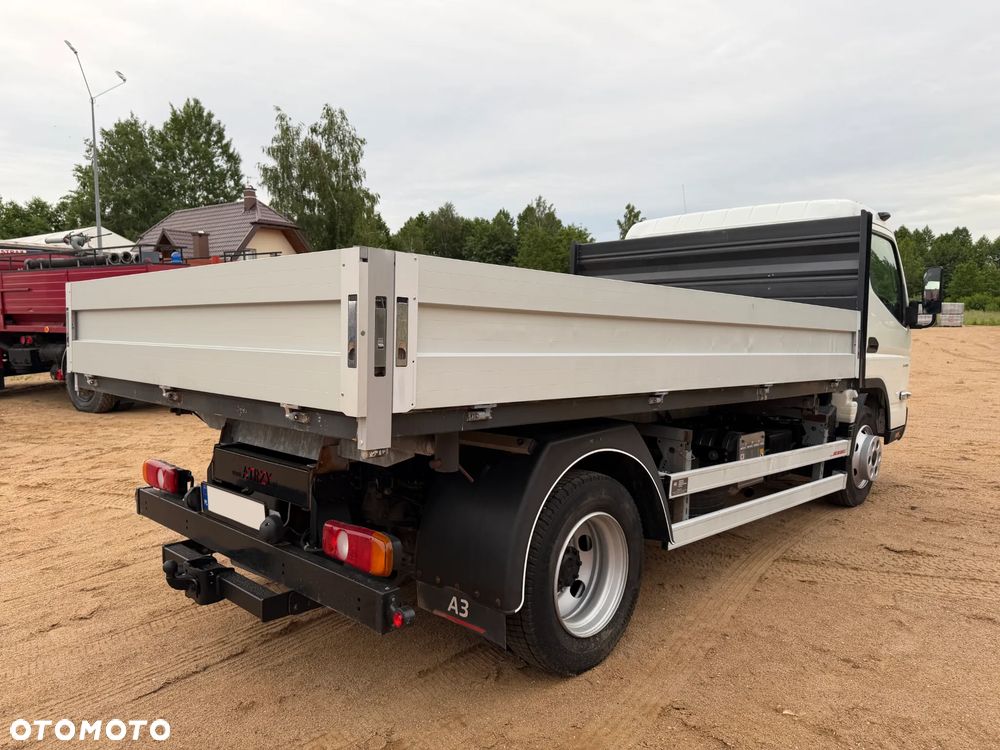 Mitsubishi FUSO CANTER 7C18 / WYWROTKA 3-STRONNA / DUŻA ŁADOWNOŚĆ 4075 KG / TYLKO 12 TYS. KM PRZEBIEGU / POLSKI SALON / 10.2023 ROK !! - 7