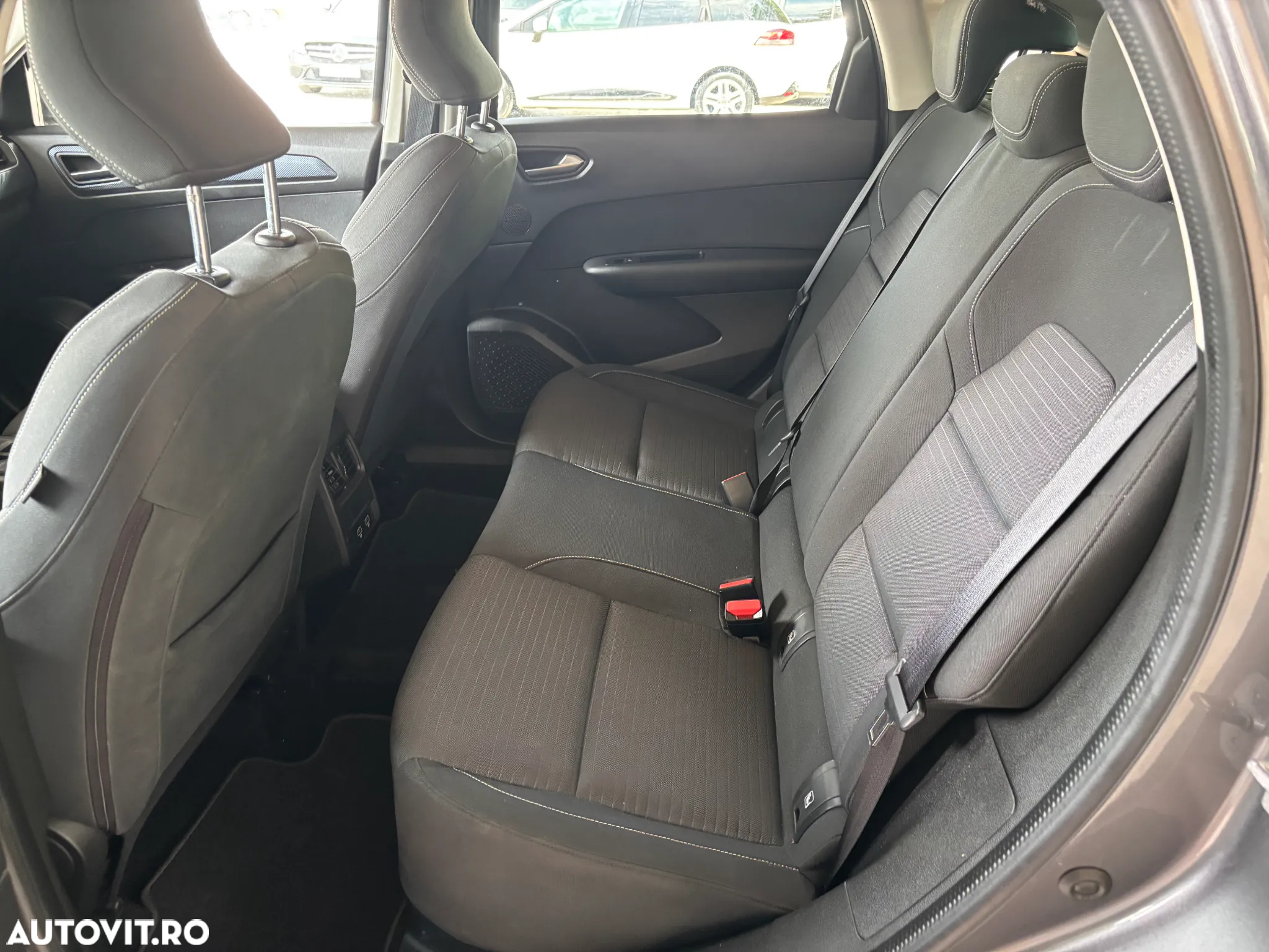 Renault Arkana E-TECH Hybrid 145 Equilibre - 15