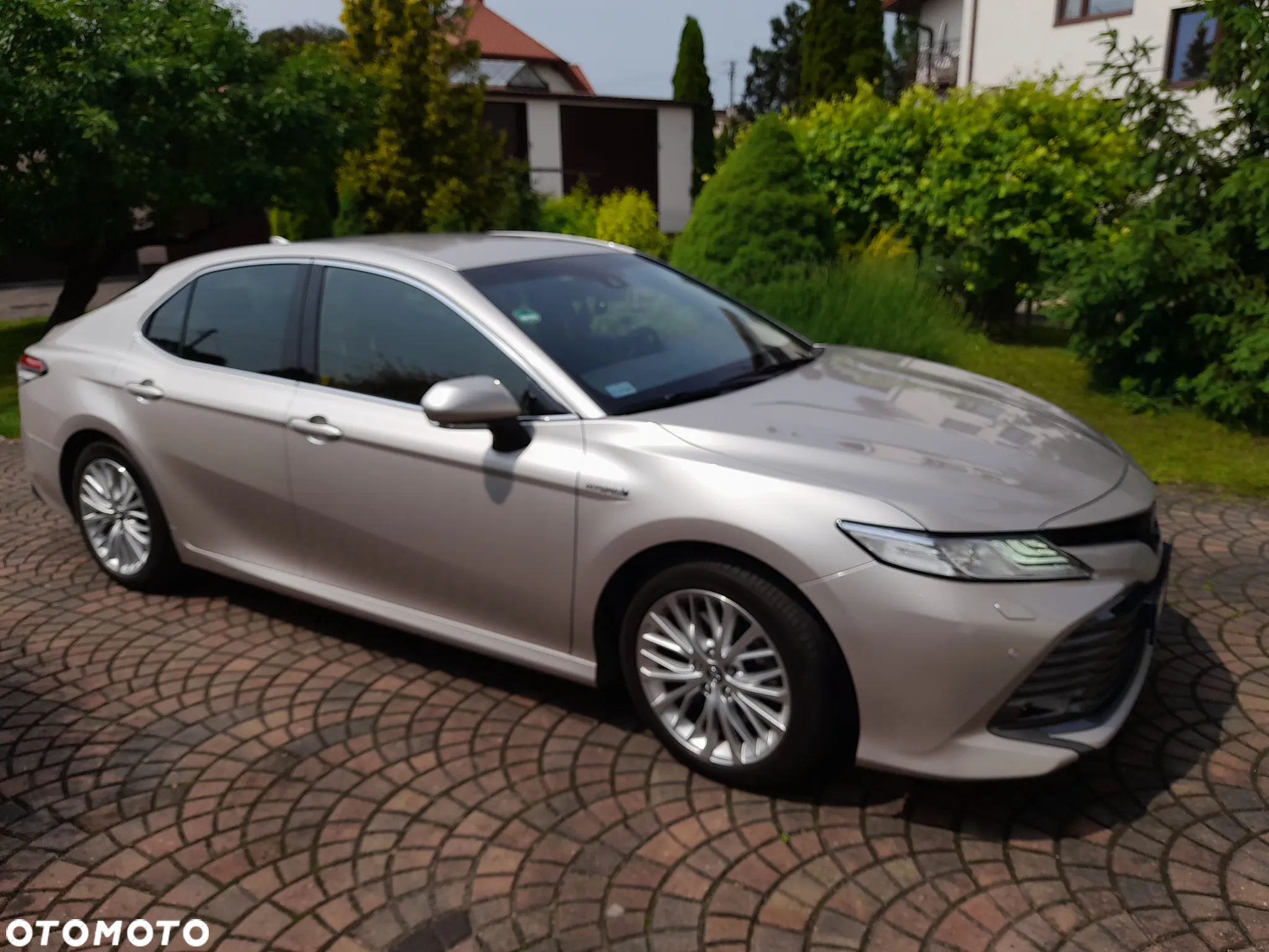 Toyota Camry 2.5 Hybrid Executive CVT - 6