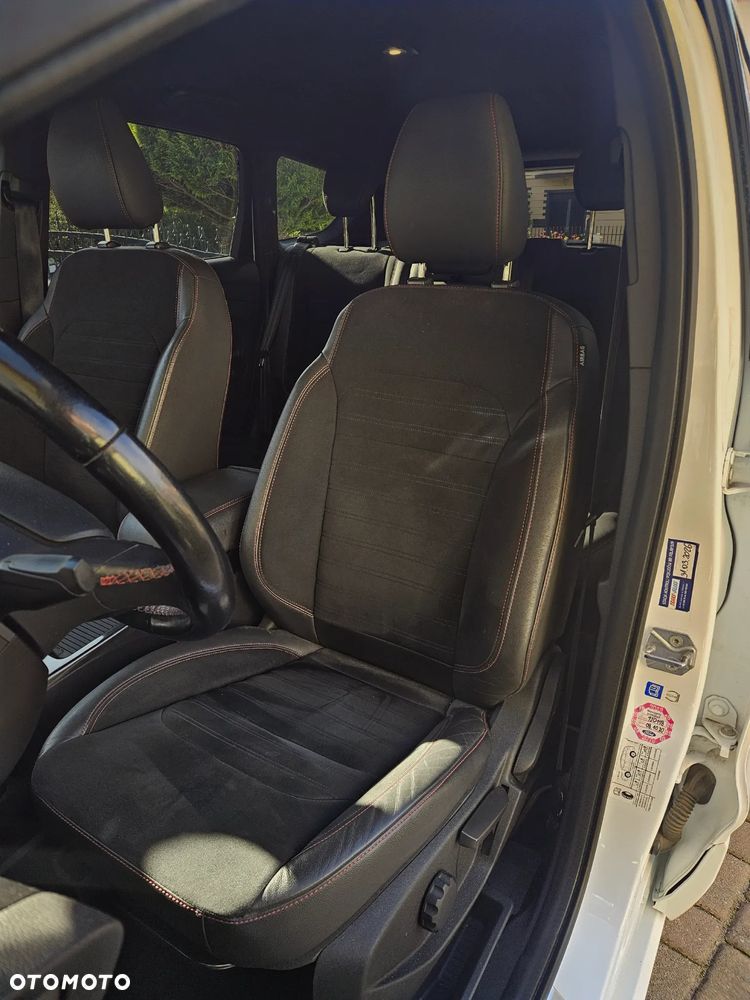 Ford Kuga 1.5 TDCi FWD ST-Line - 9