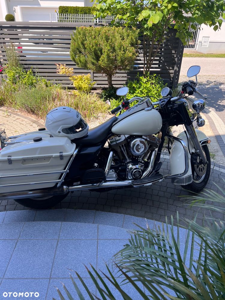 Harley-Davidson Touring Road King - 2