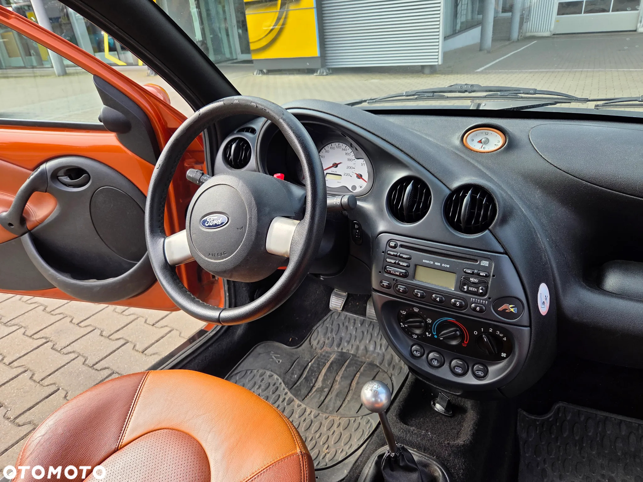 Ford KA - 25