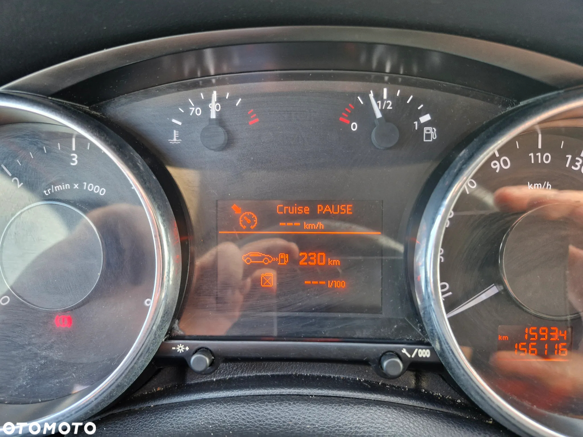 Peugeot 3008 HDi FAP 110 Premium - 9