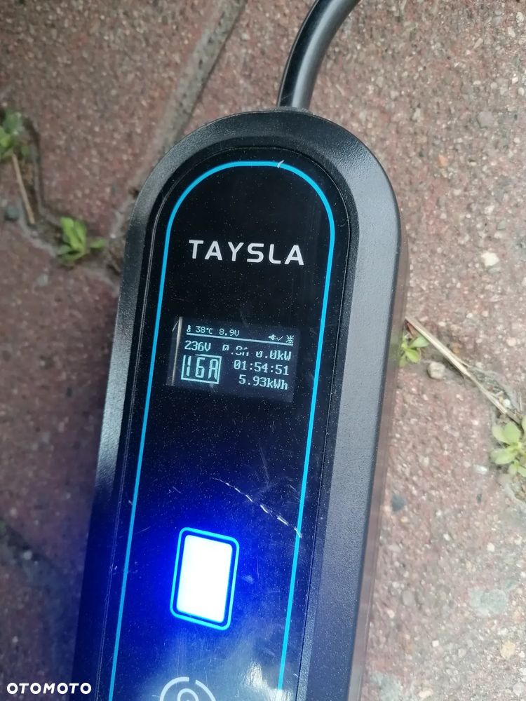 Toyota Prius Hybrid Executive - 24