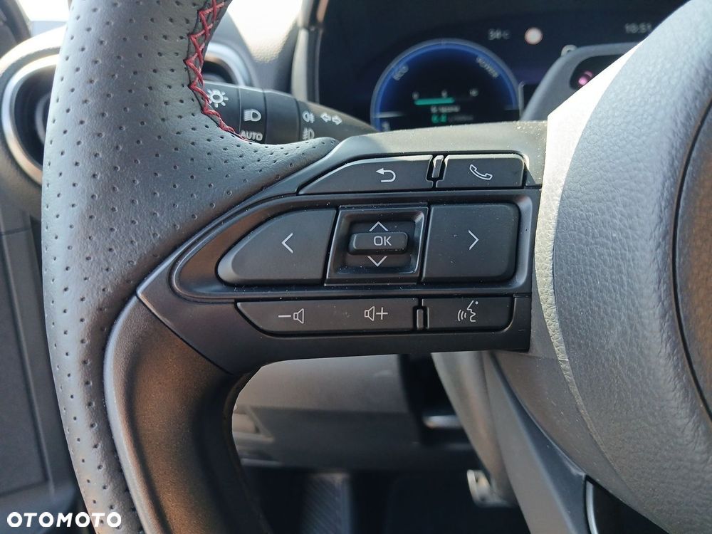 Toyota Yaris Cross Hybrid 1.5 GR Sport - 25