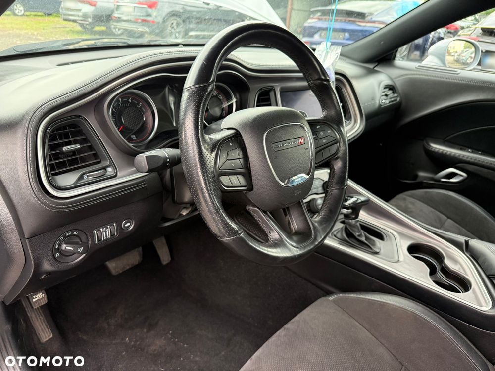 Dodge Challenger 5.7 R/T - 15