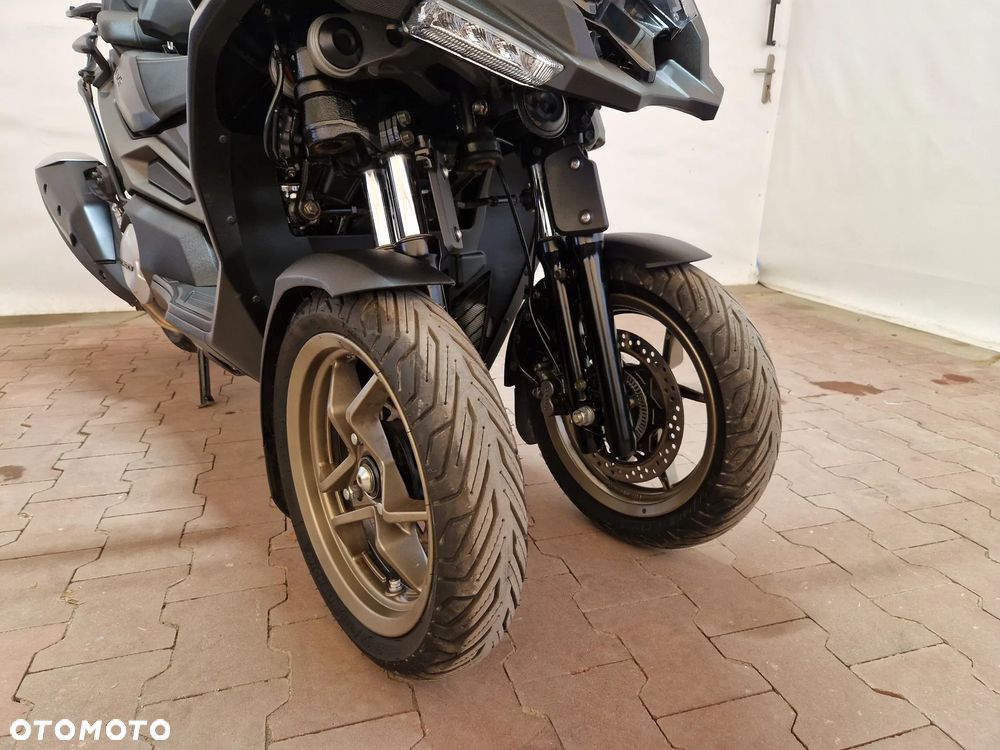 Kymco CV3 - 15