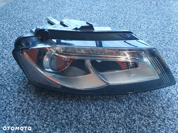 Audi A3 S3 8P Lampa przednia 8P0941004