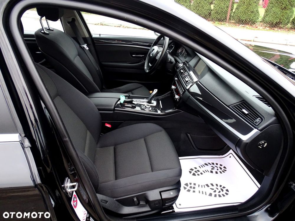 BMW Seria 5 520d - 11