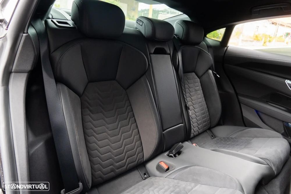 Audi e-tron GT quattro - 10
