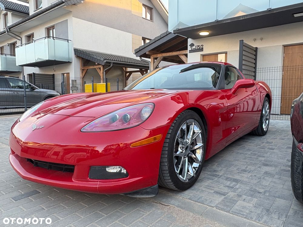 Chevrolet Corvette - 15
