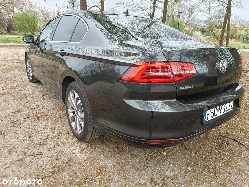 Volkswagen Passat 1.6 TDI BMT Comfortline - 7
