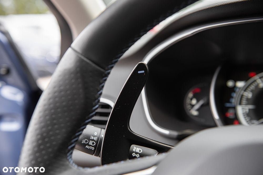 Renault Megane ENERGY TCe 205 EDC GT - 23