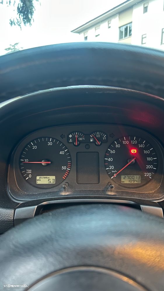 VW Golf 1.9 TDi Highline - 7