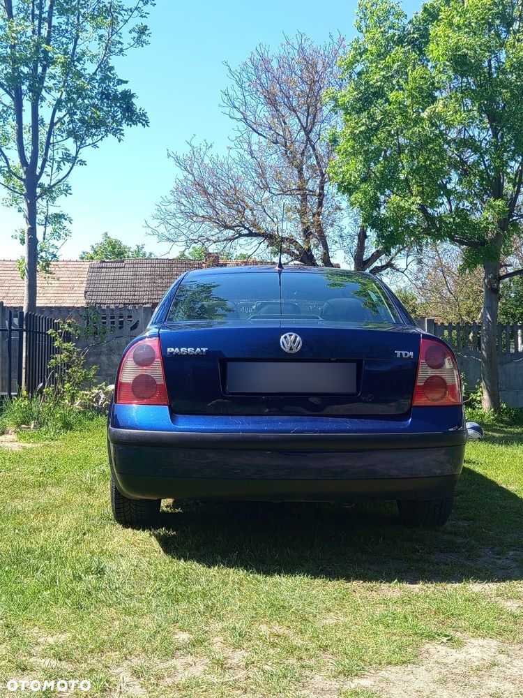 Volkswagen Passat 1.9 TDI Trendline - 7
