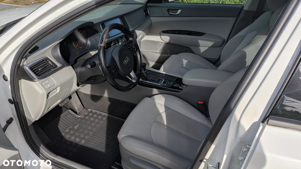 Kia Optima 1.7 CRDI XL DCT - 11