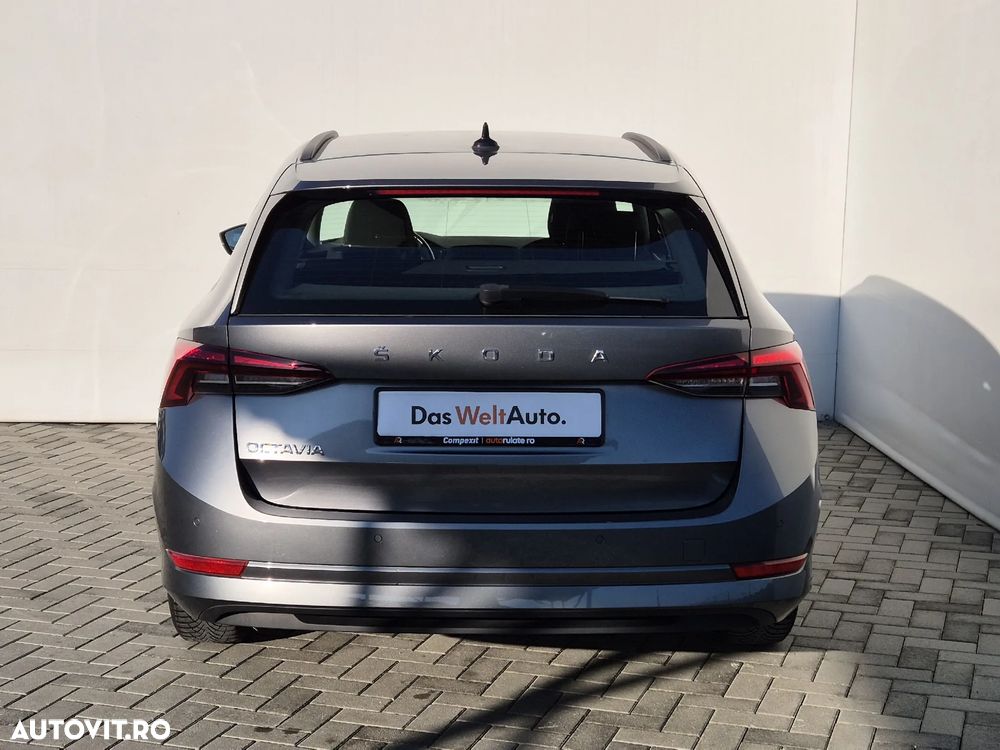 Skoda Octavia Combi 2.0 TDI DSG Ambition - 4