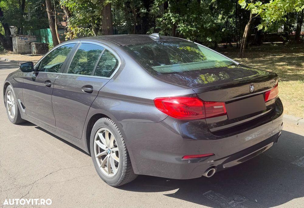 BMW Seria 5 520d AT - 2