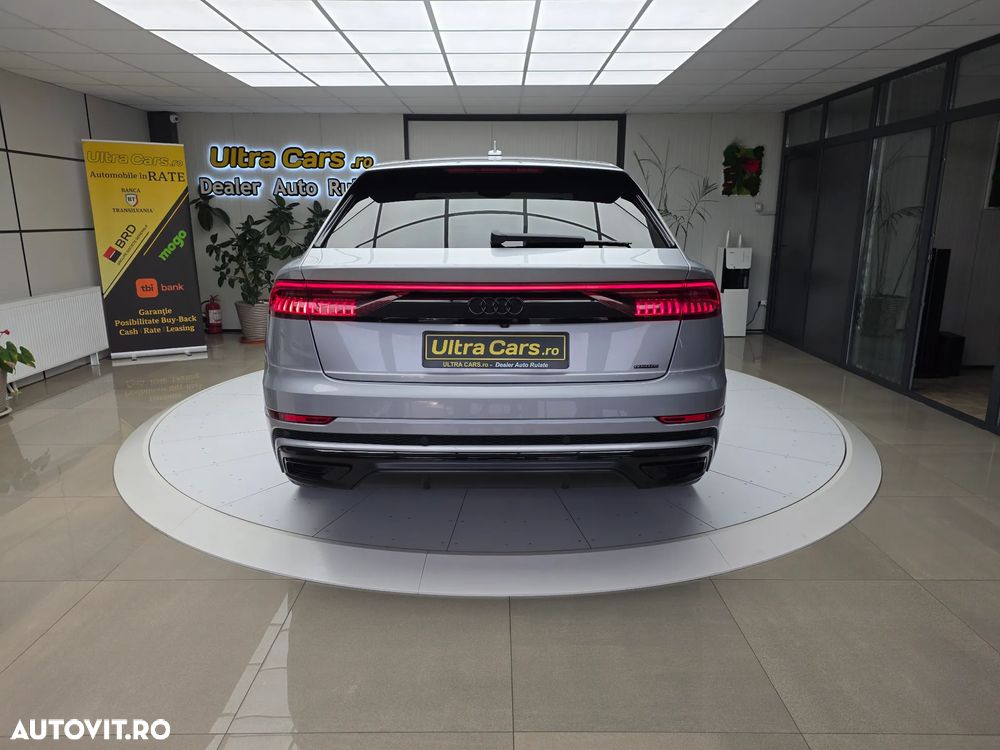Audi Q8 - 5