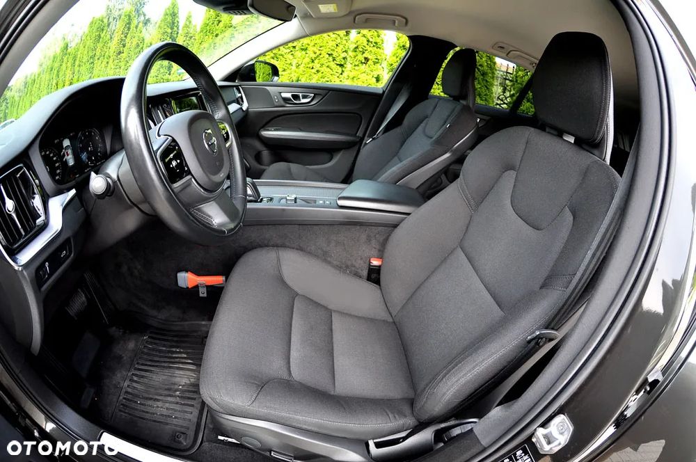 Volvo V60 B3 B Geartronic RDesign - 17