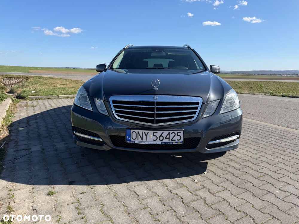 Mercedes-Benz Klasa E 300 CDI BlueEff Avantgarde - 6