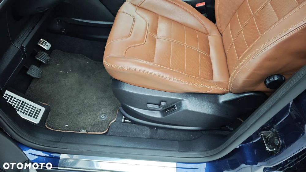 Ford S-Max 2.0 TDCi DPF Platinium X - 16
