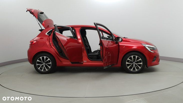 Renault Clio - 11