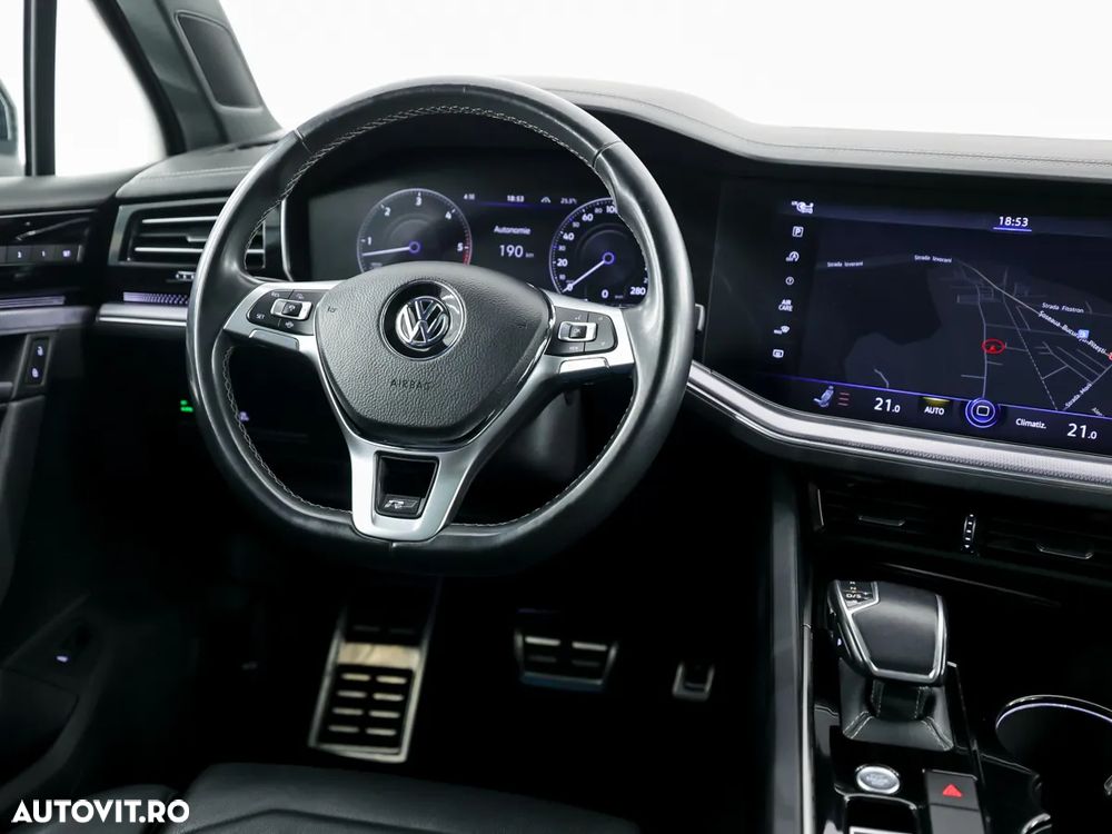 Volkswagen Touareg 3.0 V6 TDI 4Motion DPF Automatik R-Line - 9